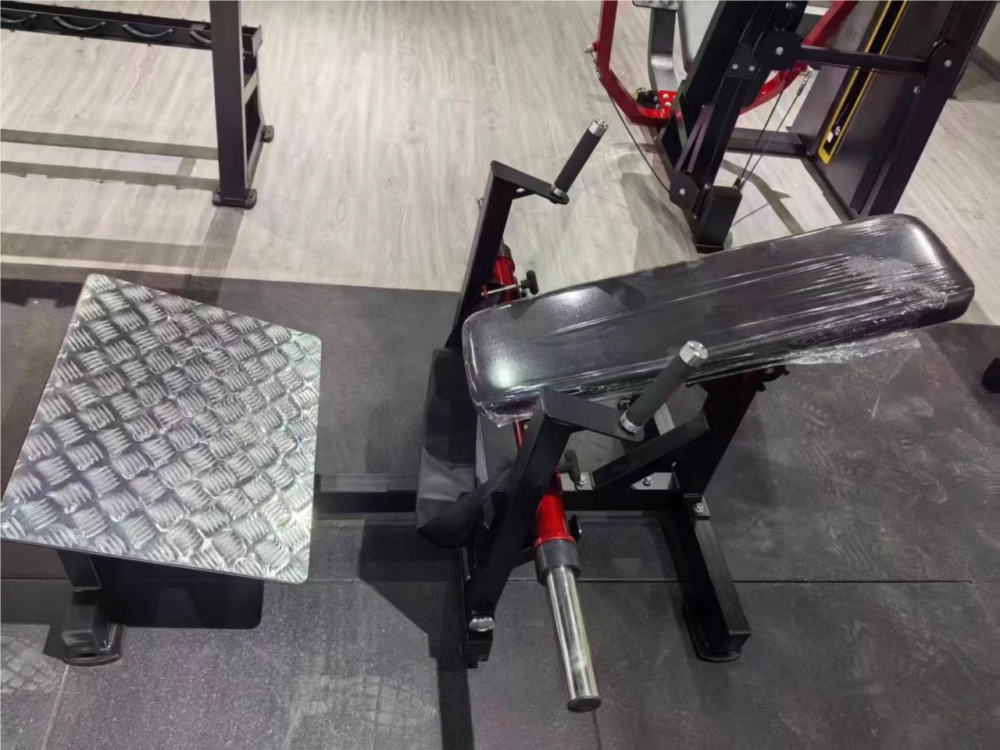 Entrenamiento Glúteos Y Cadera Hip Thrust Maquina Gimnasio